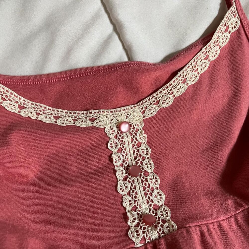 Vintage Y2K Cute Pink Babydoll Tank with Lace Trim Neckline from Uniqlo - Picture 6 of 7
